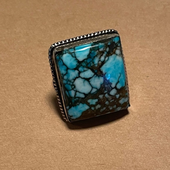 Vintage Big Bisbee Web Turquoise and Sterling Native American Ring Sz 6 - Picture 5 of 7
